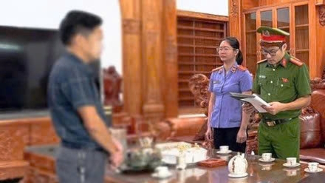 Nóng 24h ngày 30/11: Trốn thuế khi bán hàng online, chủ shop bị khởi tố