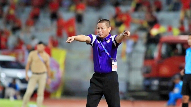 CLB Hải Phòng đua vô địch V-League 25/26: Dấu ấn của HLV Chu Đình Nghiêm