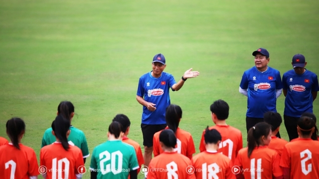 ĐT nữ Việt Nam sang Nhật Bản tập huấn chuẩn bị cho SEA Games: 2 Huỳnh Như được gọi