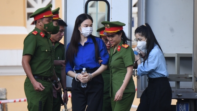 Xét xử hoa hậu Thùy Tiên, Quang Linh Vlogs, Hằng Du Mục trong vụ án kẹo Kera