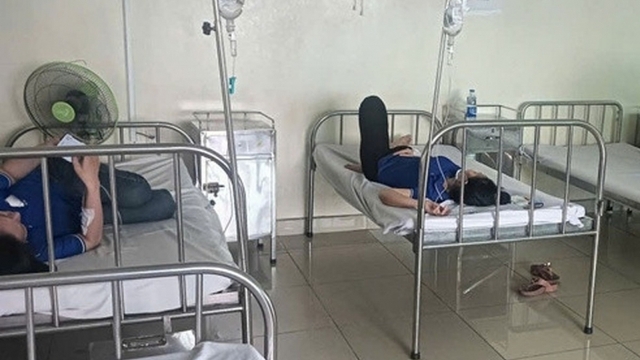 50 người nghi ngộ độc sau bữa trưa công ty, Bộ Y tế yêu cầu làm rõ vụ việc