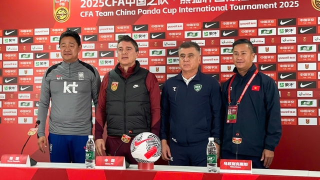 HLV của U22 Việt Nam chia sẻ lo lắng trước trận gặp U22 Trung Quốc