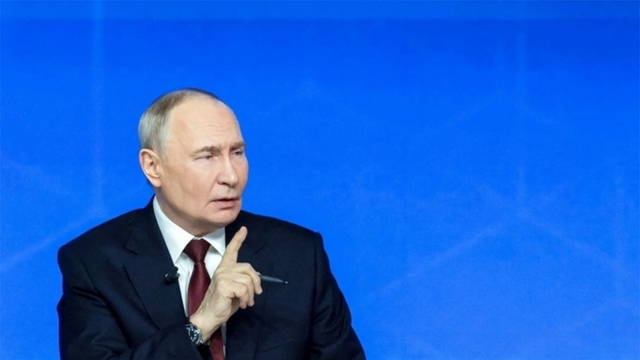 Tổng thống Nga Putin họp báo cuối năm, trả lời 77 câu hỏi