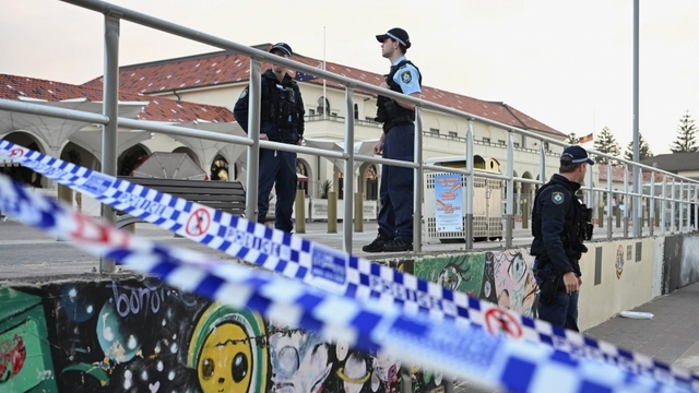 Australia hủy 2 sự kiện đón năm mới 2026 sau vụ khủng bố ở bãi biển Bondi