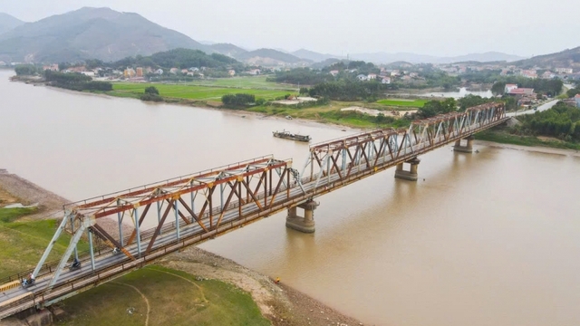 GPMB dự án cầu đường sắt gần 800 tỷ đồng ở Bắc Ninh chậm tiến độ