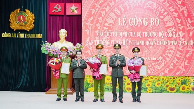 Công an Thanh Hóa công bố quyết định của Bộ trưởng Bộ Công an về công tác cán bộ