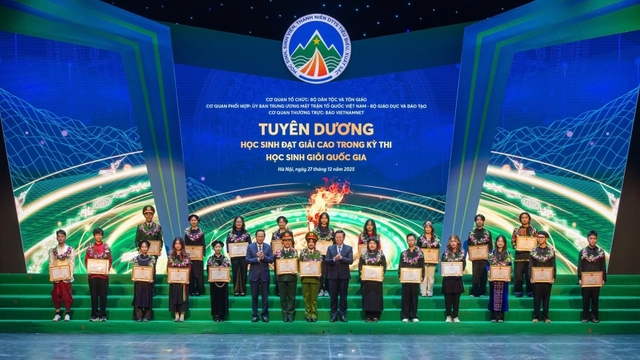 Tuyên dương 150 học sinh, sinh viên, thanh niên DTTS xuất sắc, tiêu biểu năm 2025