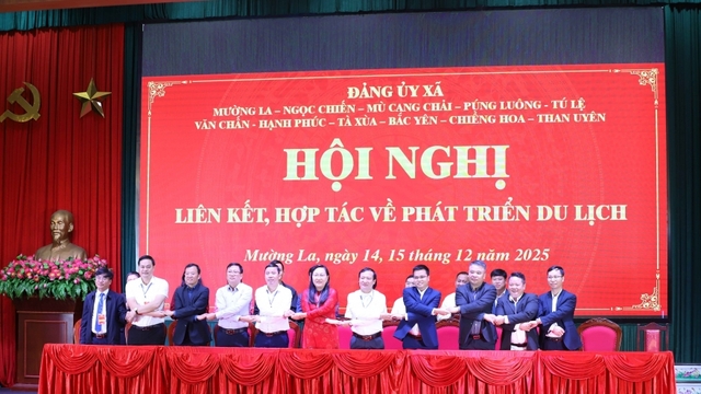 11 xã thuộc tỉnh Sơn La và Lào Cai liên kết, hợp tác phát triển du lịch