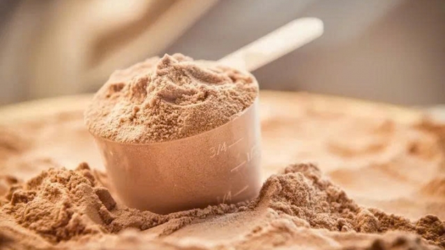 Nam giới uống whey protein: Có lo yếu sinh lý không?