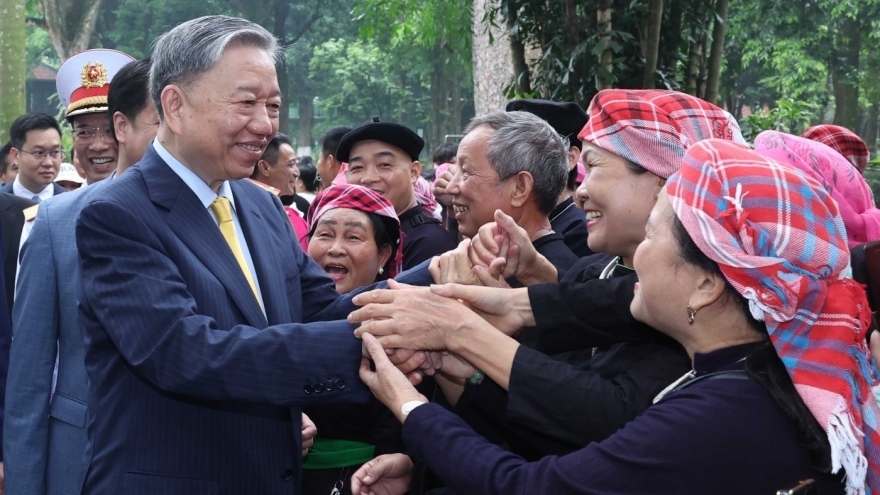 Dự thảo văn kiện Đại hội XIV: Dân là gốc - triết lý cốt lõi phát triển đất nước