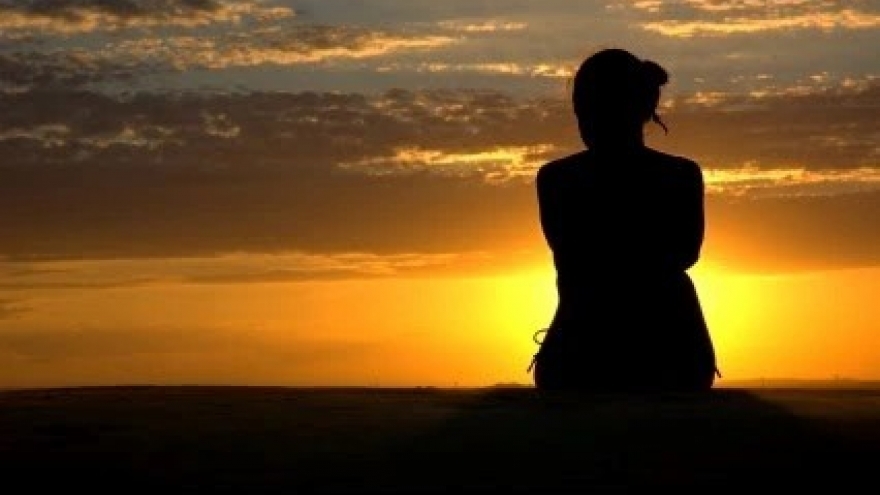 Tôi thấy hận khi ở vào tuổi 65 lại phát hiện chồng cặp kè với gái mại dâm