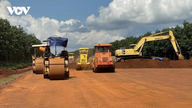 Bộ trưởng Nguyễn Văn Thể: Phải “lăn xả” để cao tốc Bắc-Nam đảm bảo tiến độ