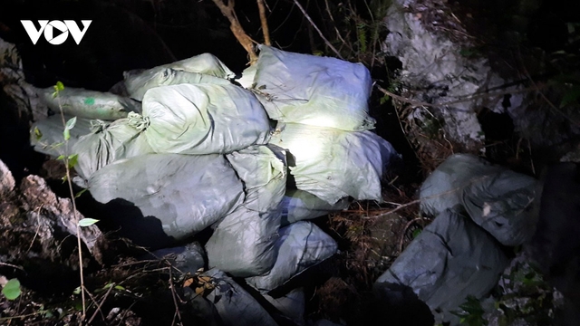 Nhập lậu thuốc lá nguyên liệu qua Cao Bằng chưa được xử lý quyết liệt