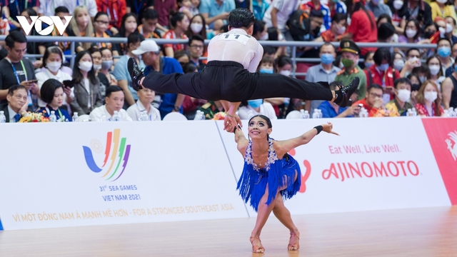 Những màn khiêu vũ thể thao cuốn hút, sôi động tại SEA Games 31