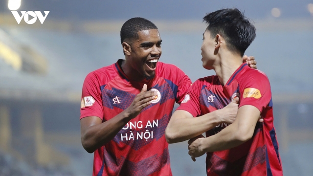 Kết quả V-League hôm nay 15/2: Rượt đuổi tỉ số kịch tính