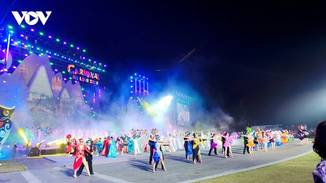 Carnaval Hạ Long – Kết nối di sản, tiên phong tỏa sáng