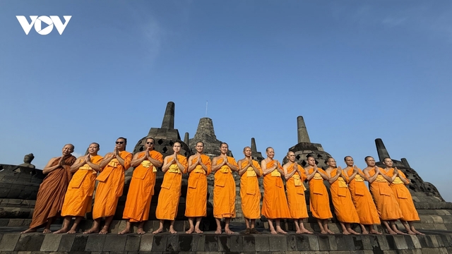 Vesak 2025: Hành hương về ngôi đền phật giáo lớn nhất thế giới Borobudur