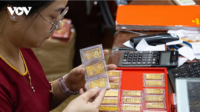 Giá vàng hôm nay 9/6: Vàng SJC ổn định ở mức 117,2 triệu đồng/lượng