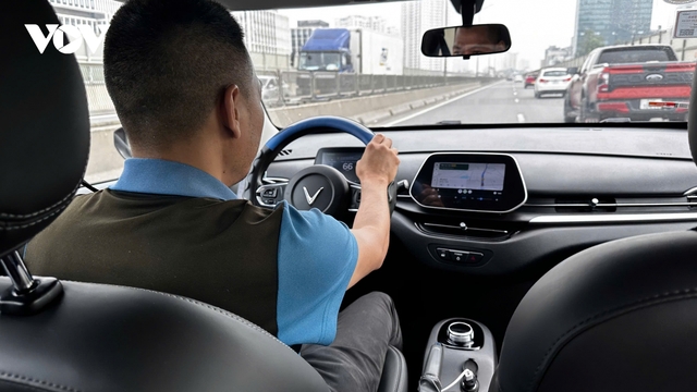 Bộ Công an đề xuất bỏ giới hạn 48 giờ lái xe mỗi tuần