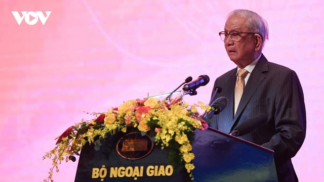 Ngoại giao tiếp tục sứ mệnh lịch sử trước những thay đổi mang tính thời đại