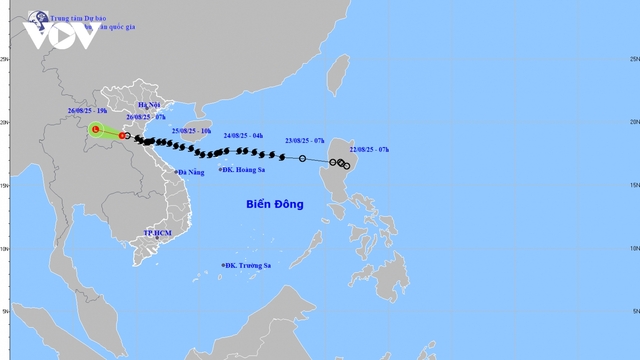 Áp thấp nhiệt đới suy yếu từ bão số 5 tiến sâu vào Trung Lào, Bắc Bộ vẫn mưa lớn