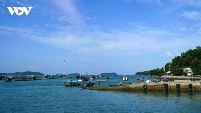 Lật thuyền khiến 2 nữ du khách tử vong tại bãi tắm xã đảo Tiên Hải