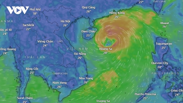 Bão lớn đang hướng thẳng vào miền Trung