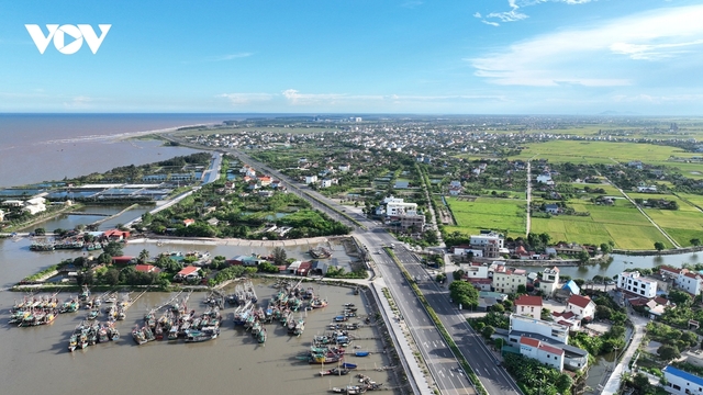 Ninh Bình cấm biển từ trưa 27/9, khẩn trương di dời dân nuôi thủy sản vì bão