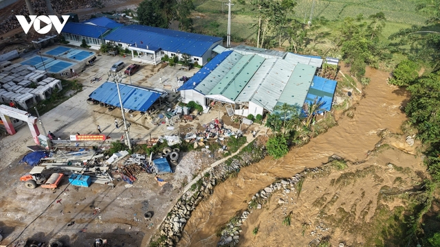 Hiện trường tìm kiếm 3 nạn nhân bị lũ cuốn tại dự án cao tốc Đồng Đăng – Trà Lĩnh