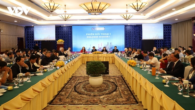 Nhà đầu tư nước ngoài gặp những vướng mắc gì tại Việt Nam?