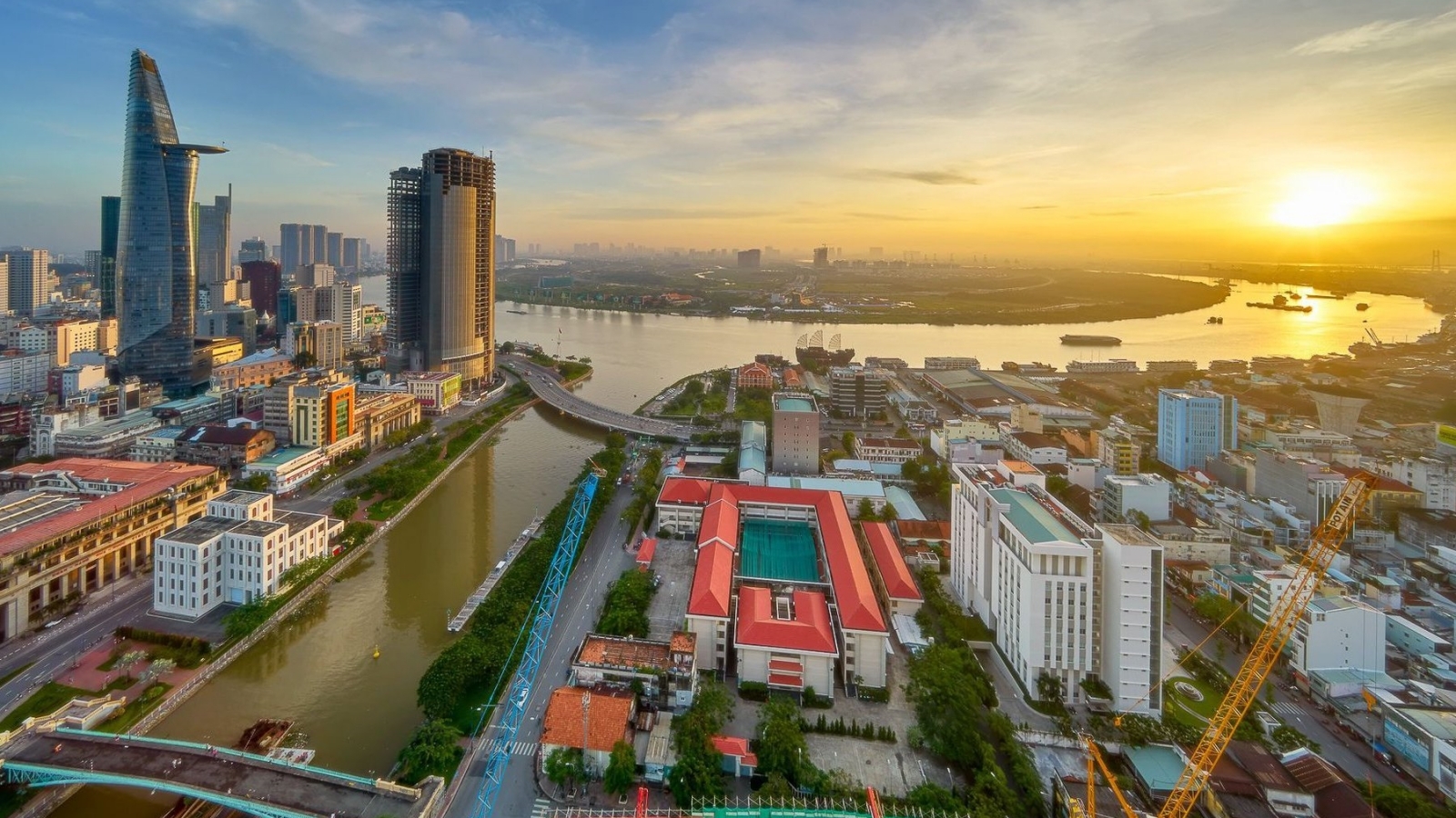 IMF dự báo Việt Nam vào nhóm thị trường mới nổi tăng trưởng KT nhanh nhất thế giới