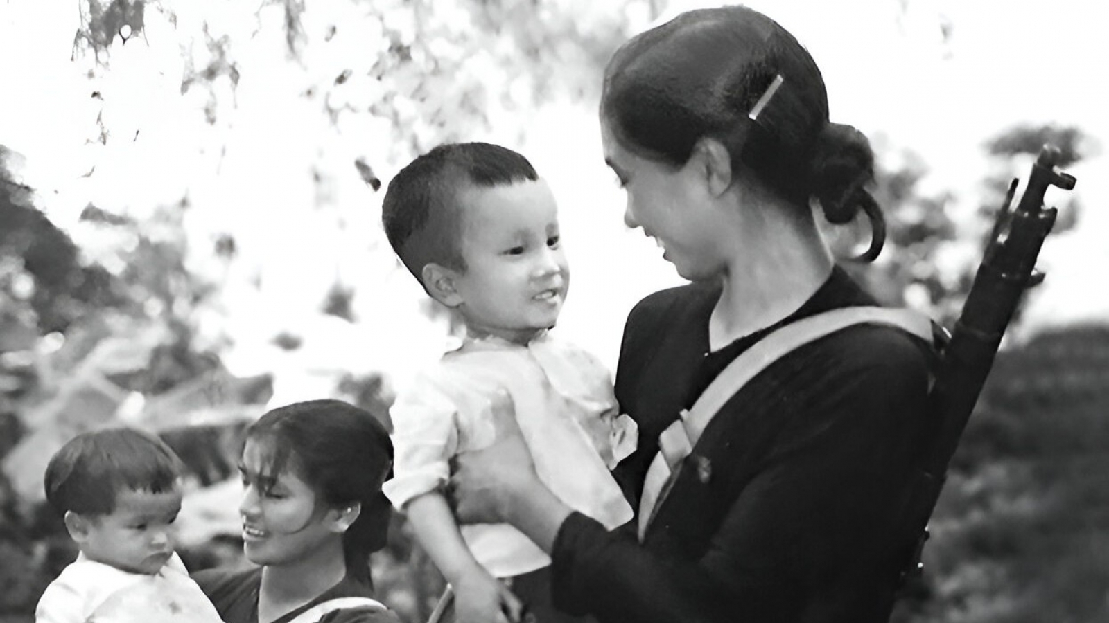 Mẹ yêu con