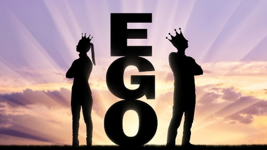 Giữa đàn ông và phụ nữ, phái nào thể hiện "cái tôi" của mình nhiều hơn?