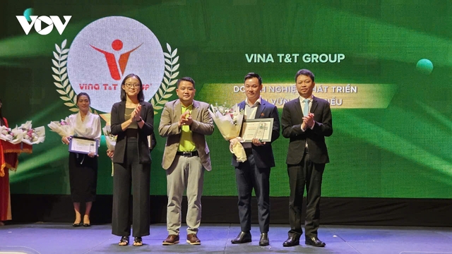 Food Hero 2024: Vinh danh 20 cá nhân, tập thể