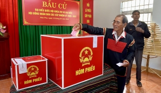 Một điểm bầu cử tại tỉnh Đắk Lắk