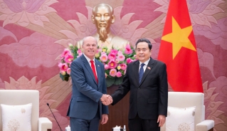 Chủ tịch Quốc hội Trần Thanh Mẫn tiếp Đại sứ đặc mệnh toàn quyền Canada tại Việt Nam Jim Nickel