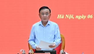Ủy viên Bộ Chính trị, Thường trực Ban Bí thư Trần Cẩm Tú phát biểu tại hội nghị.