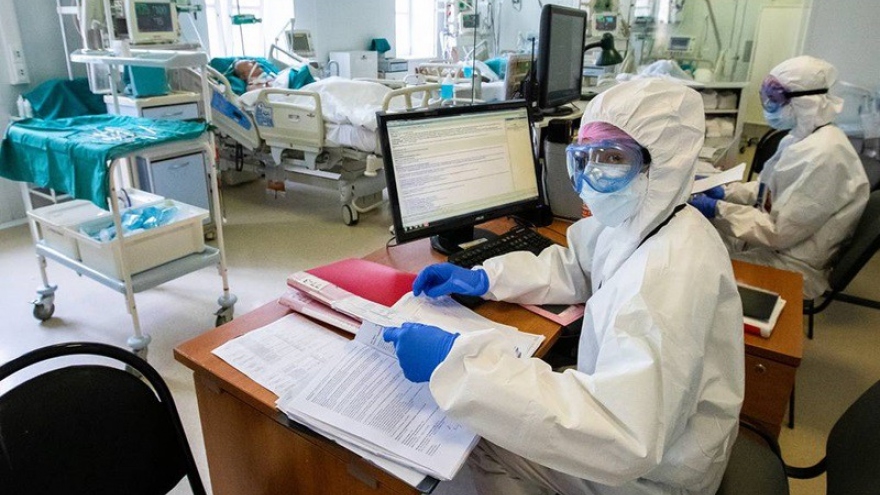 Nga ghi nhận hơn 106.000 ca mắc Covid-19, 1.073 người chết do bệnh này