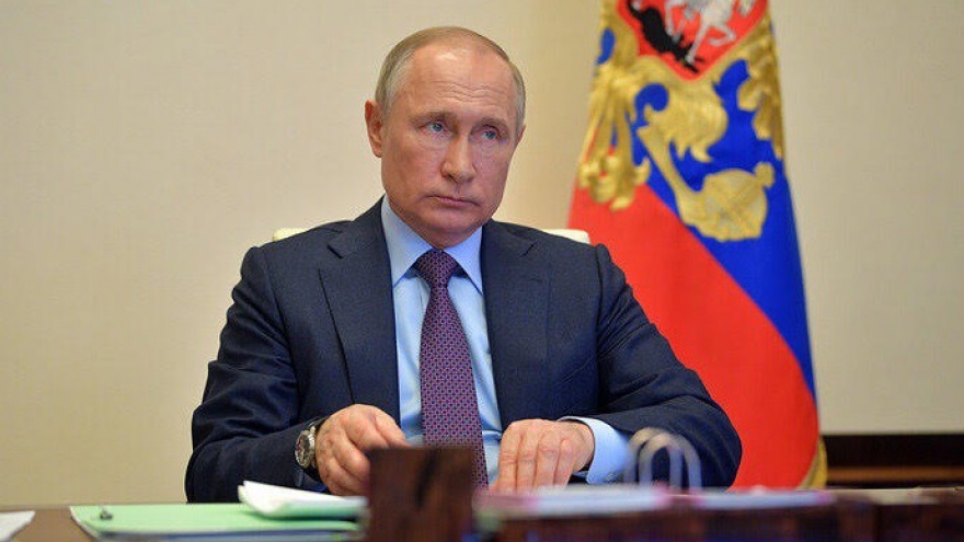 Tổng thống Nga Putin họp về biện pháp khôi phục kinh tế thời Covid-19