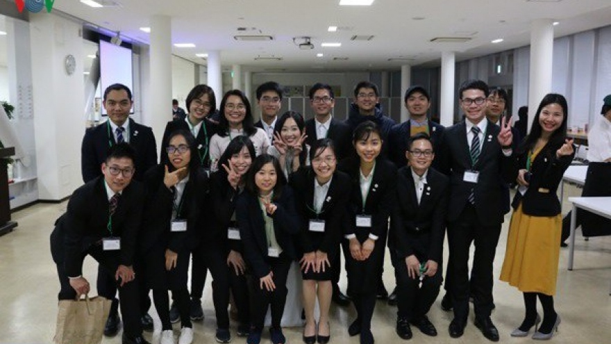 98% sinh viên Nhật Bản ra trường có việc làm