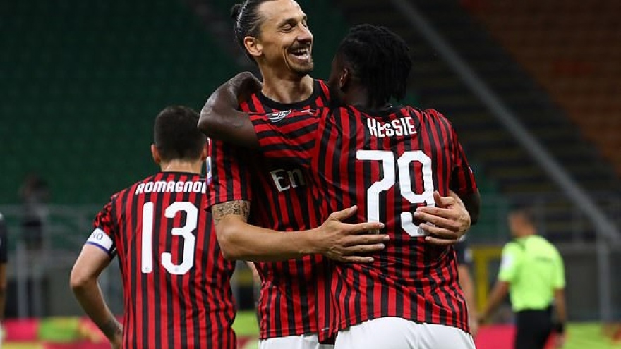 Ibrahimovic ghi bàn, AC Milan ngược dòng thần thánh trước Juventus