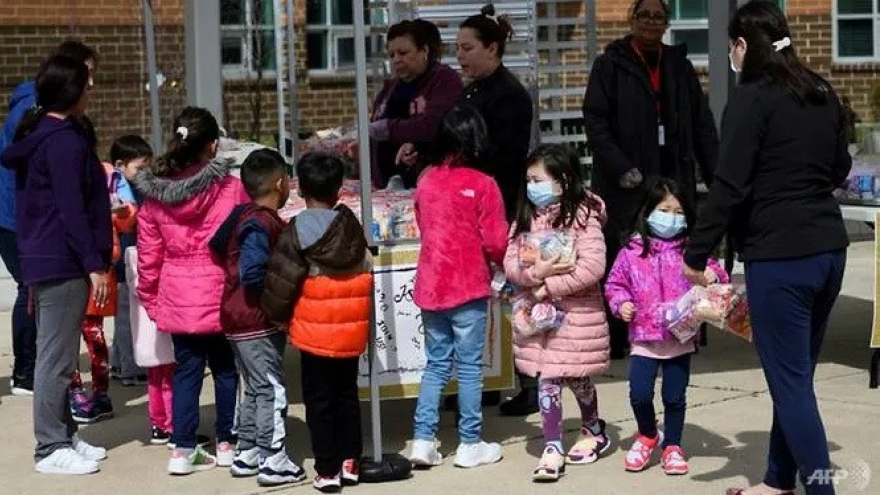 Bang Ohio (Mỹ) bắt buộc học sinh từ mẫu giáo đến lớp 12 đeo khẩu trang