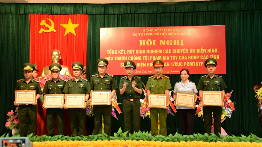 Hơn 350 đối tượng buôn bán, vận chuyển ma túy bị bắt giữ trong 9 tháng qua