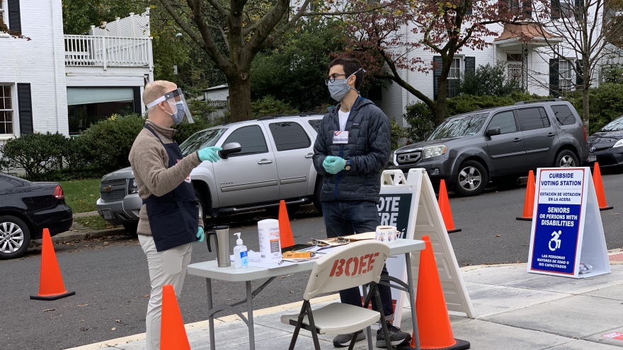 Bầu cử Mỹ: Tỷ lệ bỏ phiếu sớm cao thể hiện sự quan tâm của cử tri