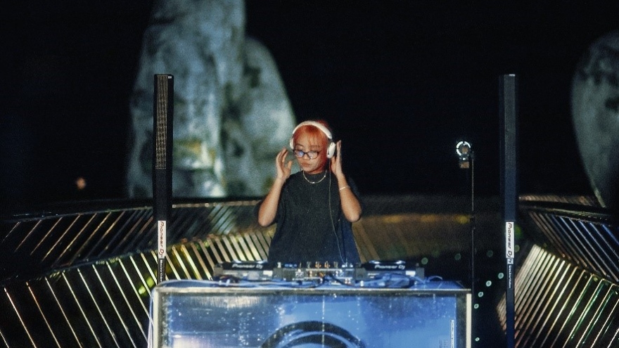 Lễ hội âm nhạc trực tuyến United We Stream Asia đình đám mang cầu Vàng đến khắp thế giới