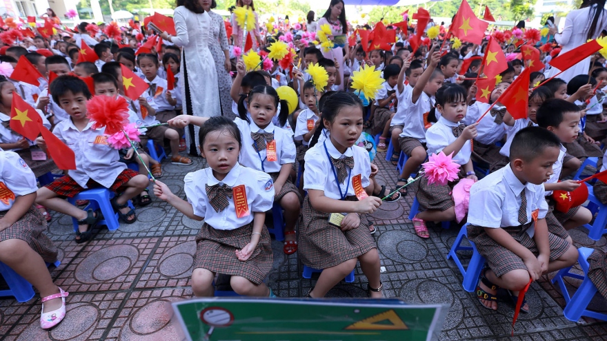 Bộ GD-ĐT yêu cầu không giao bài về nhà cho học sinh lớp 1 chương trình mới