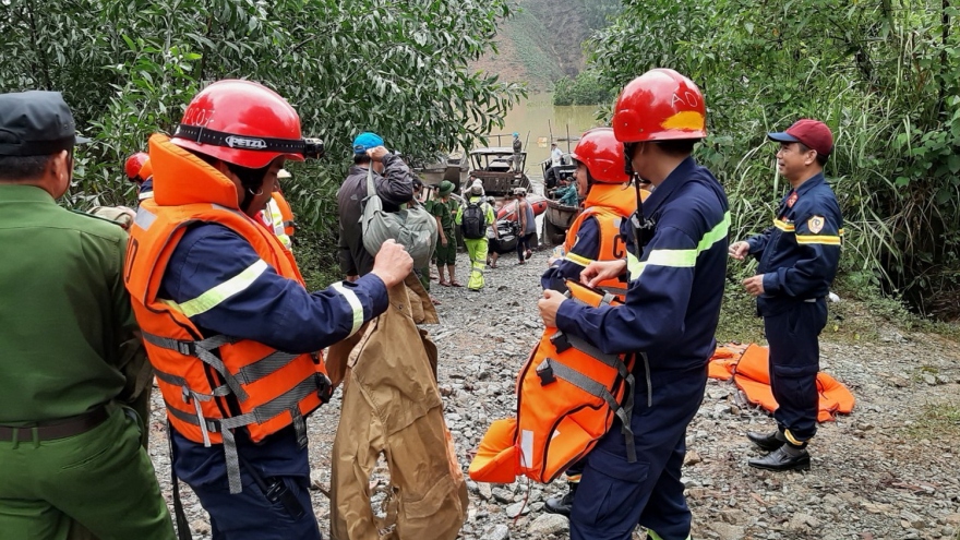 Vẫn còn 16 người ở Thủy điện Rào Trăng 3 mất tích