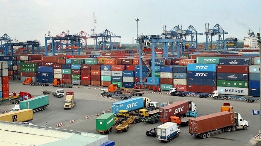 Việt Nam xuất siêu hơn 17,3 tỷ USD