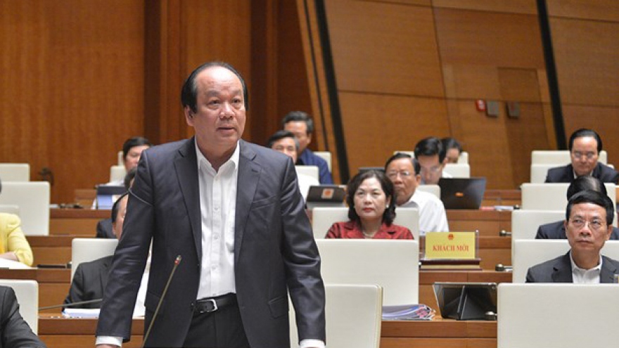 Bớt điều kiện kinh doanh này, lại "mọc" thủ tục khác