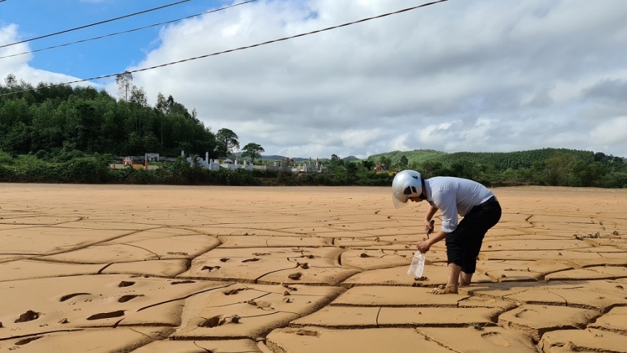 Ruộng nương bị bồi lấp, nông dân Quảng Bình không thể gieo trồng